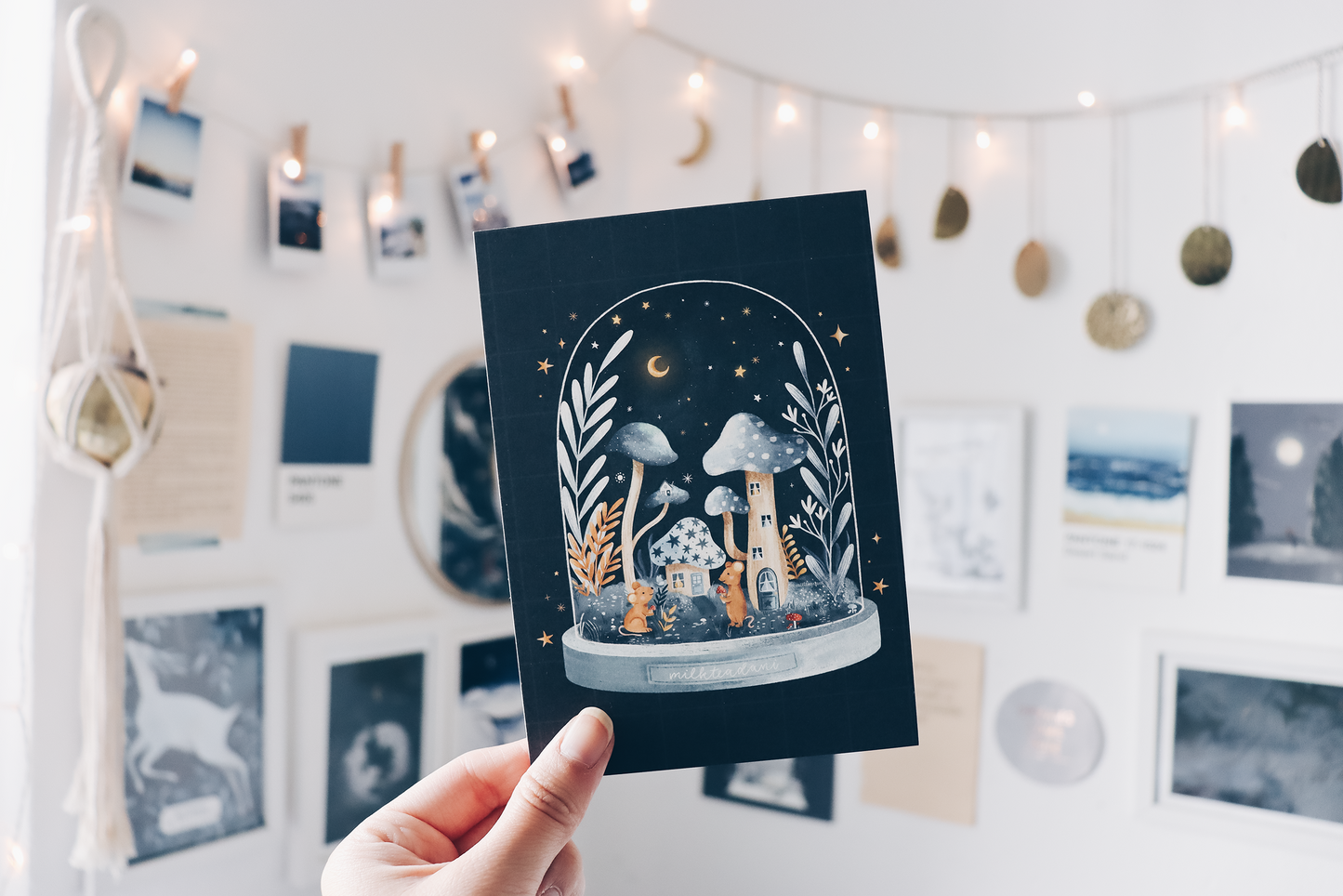 Postcard - Mushroom Mouse Globe