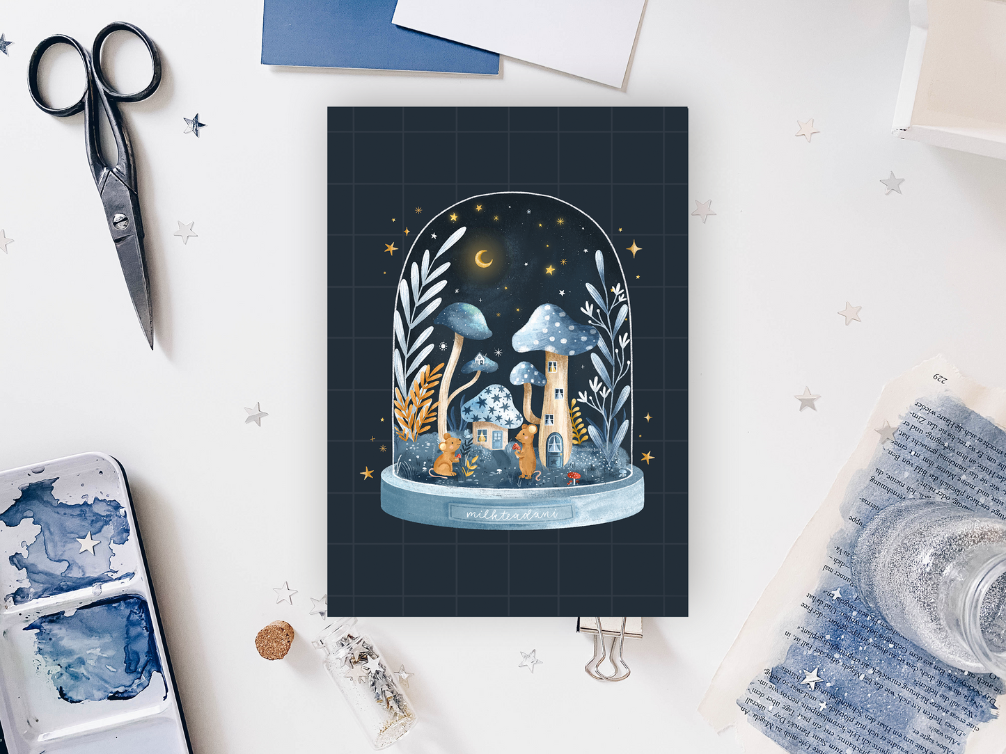 Postcard - Mushroom Mouse Globe