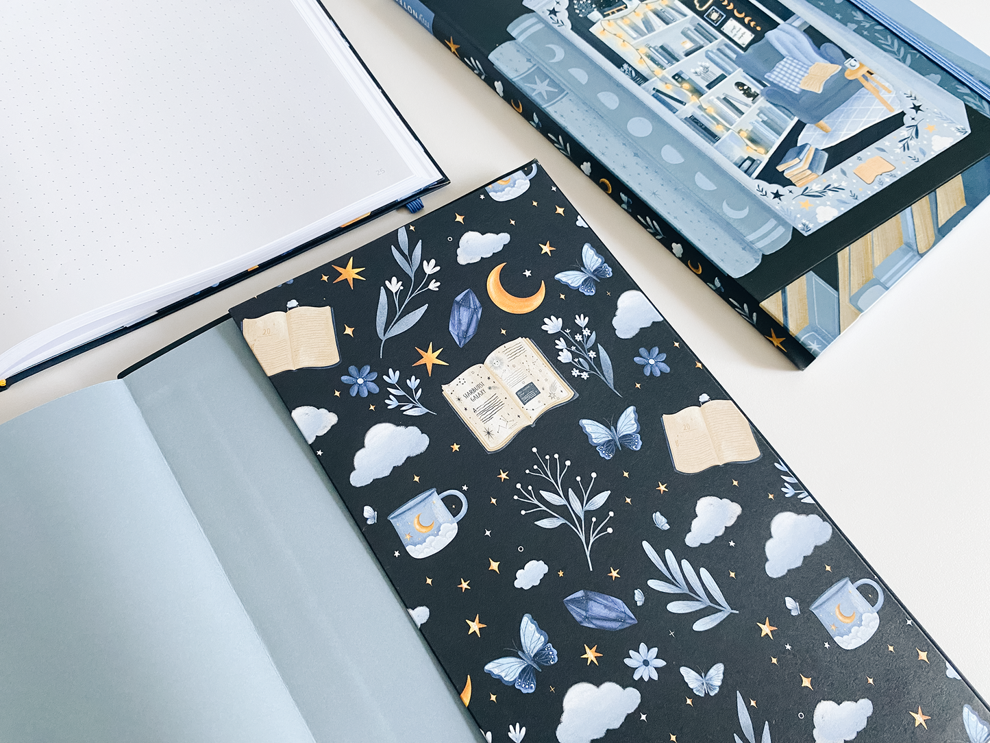 Notebook - Cozy Book Nook A4